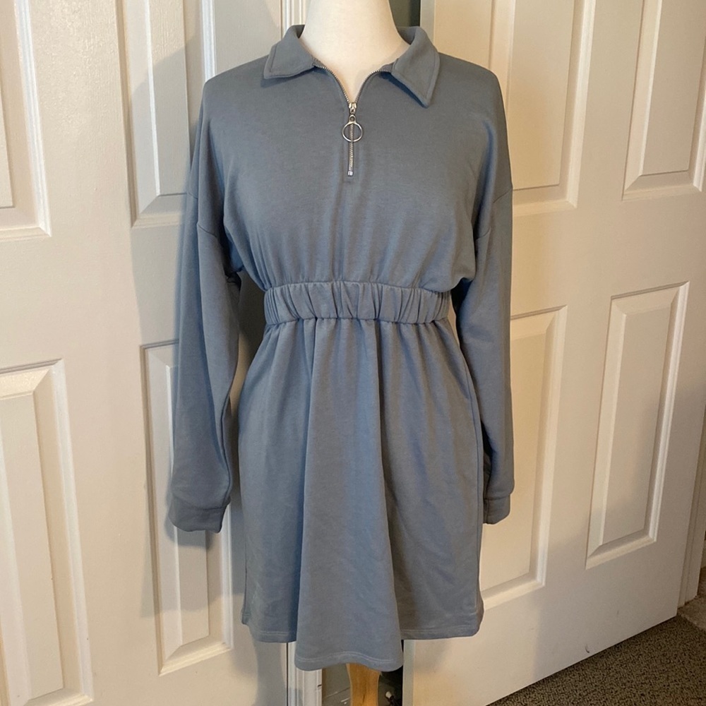 Topshop Gray Dress Size 8 With Collar and Zipper - EUC